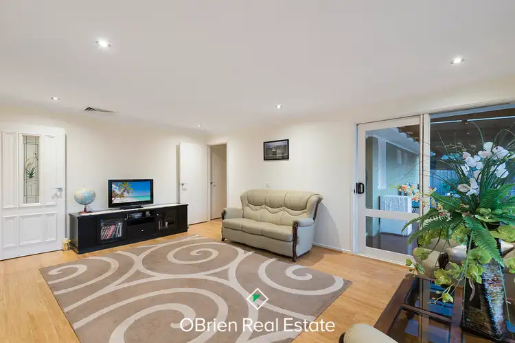 Second view of Homely house listing, 25 Haverstock Hill Close, Endeavour Hills VIC 3802