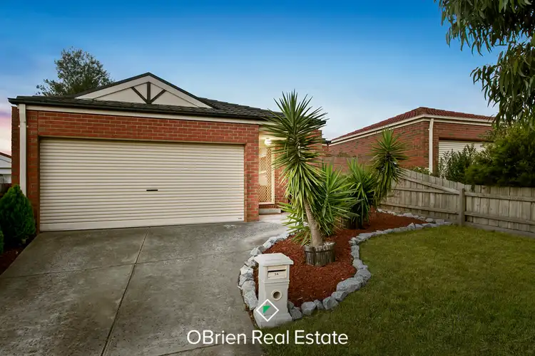 34 Hancock Drive, Berwick VIC 3806
