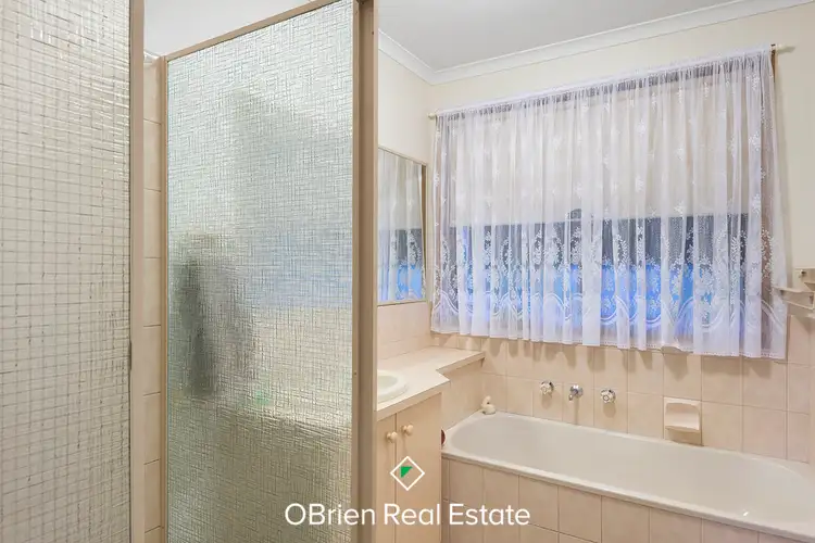 Sixth view of Homely house listing, 2/8 Southwell Close, Endeavour Hills VIC 3802