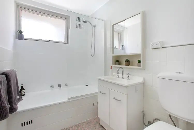 Fifth view of Homely unit listing, 14/11-13 Longueville Road, Lane Cove NSW 2066