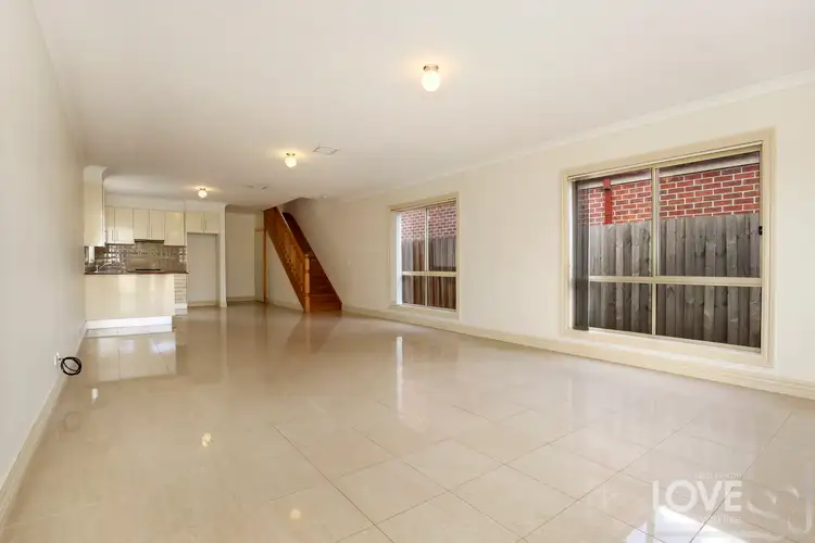 Fourth view of Homely townhouse listing, 17 Kent Road, Lalor VIC 3075