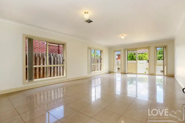 Fifth view of Homely townhouse listing, 17 Kent Road, Lalor VIC 3075