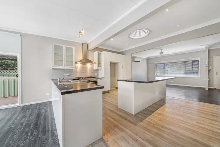 Fifth view of Homely house listing, 7 Cambridge Circle, Ourimbah NSW 2258