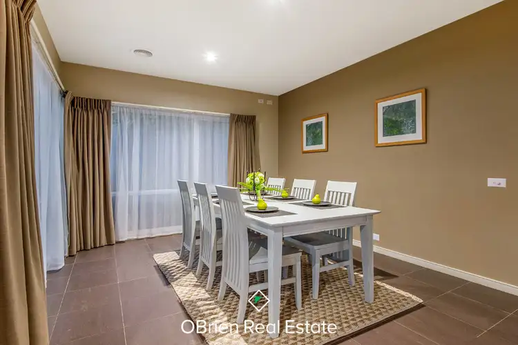 Fifth view of Homely house listing, 3 Irving Close, Berwick VIC 3806