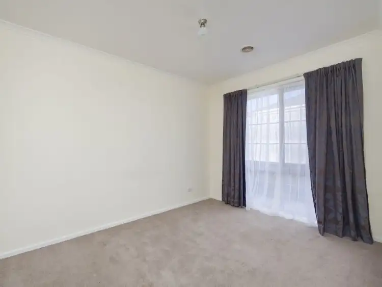 Fifth view of Homely unit listing, 2/17 Raymond Street, Somerville VIC 3912