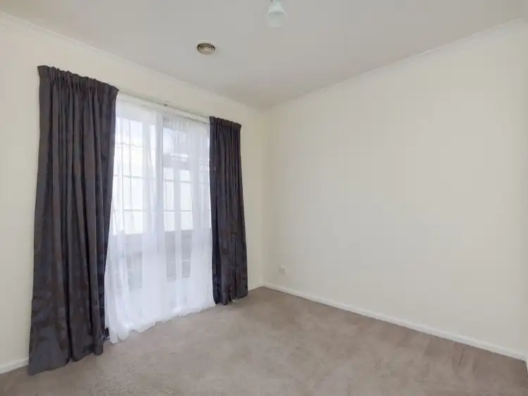 Sixth view of Homely unit listing, 2/17 Raymond Street, Somerville VIC 3912