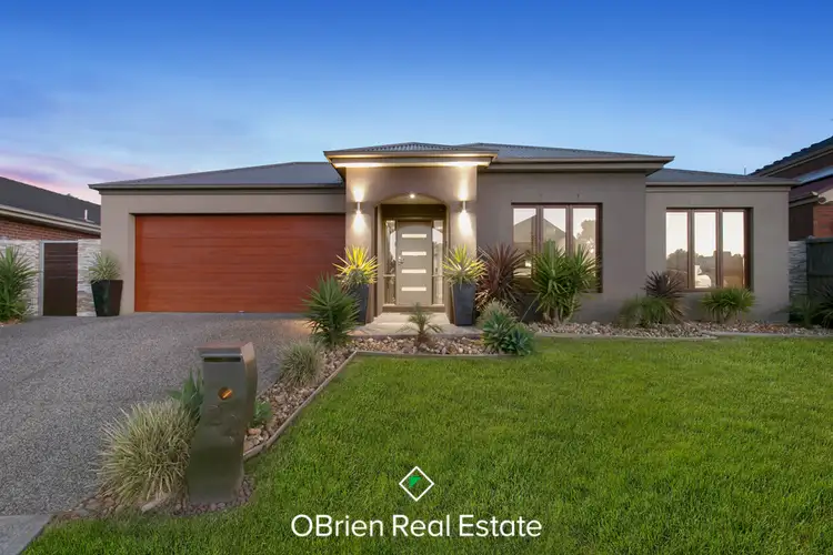 22 Mallard Street, Berwick VIC 3806