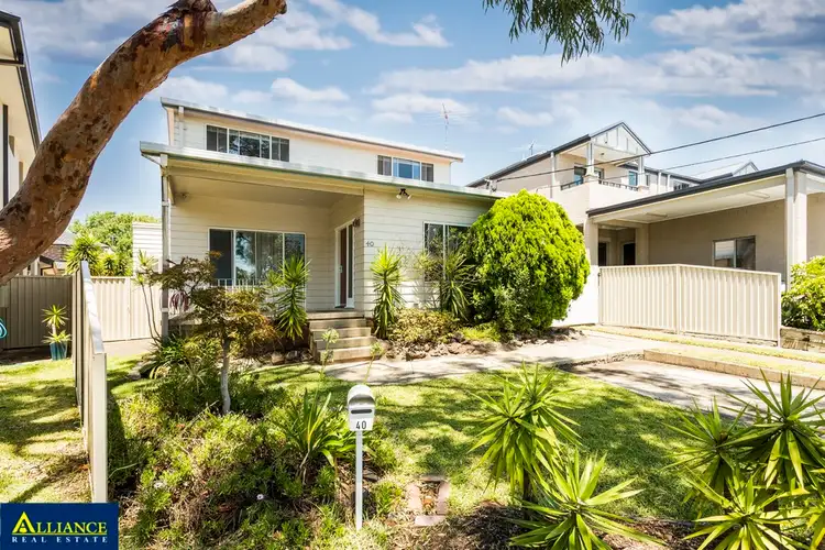40 Thomas Street, Picnic Point NSW 2213