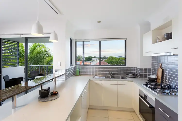 Fifth view of Homely apartment listing, 6/39 Oxlade Drive, New Farm QLD 4005