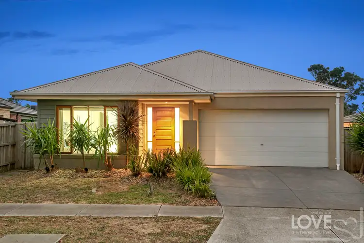 4 Lorenzo Way, Mernda VIC 3754