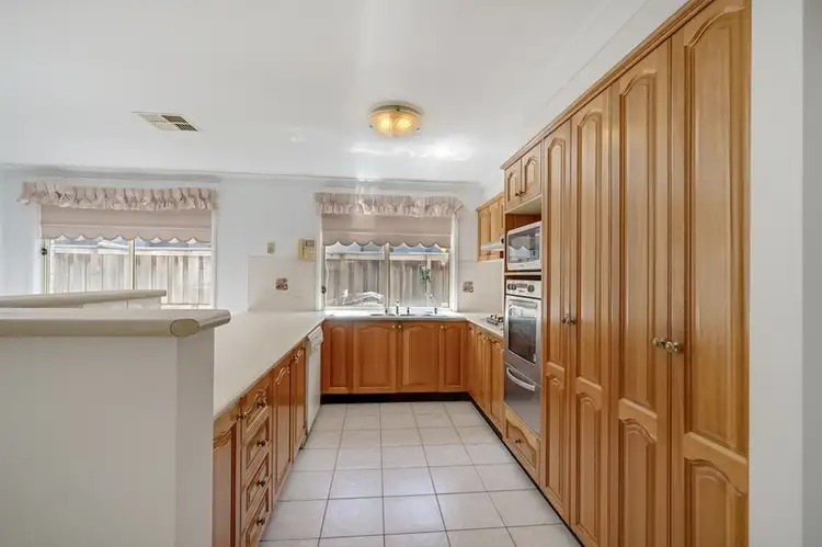 Second view of Homely house listing, 10 Parkside Court, Currans Hill NSW 2567