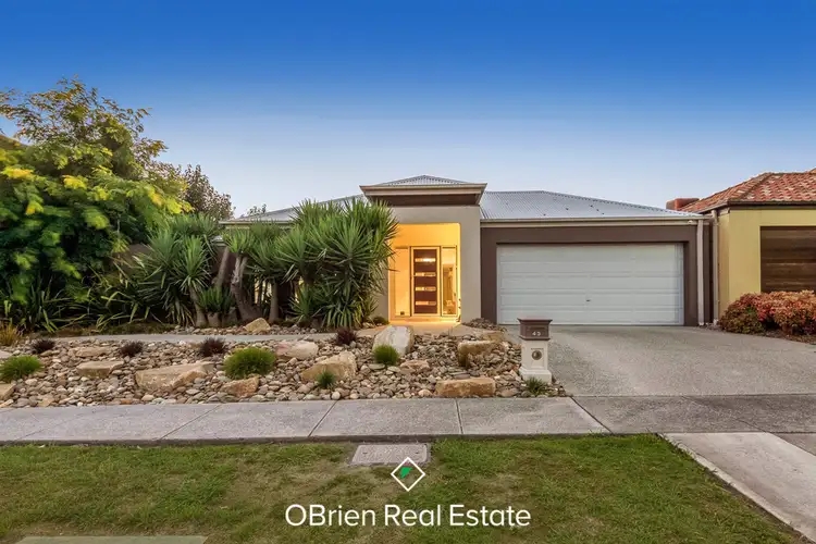 43 Domain Drive, Berwick VIC 3806