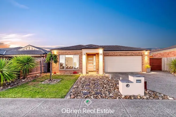45 Dunferline Street, Cranbourne VIC 3977