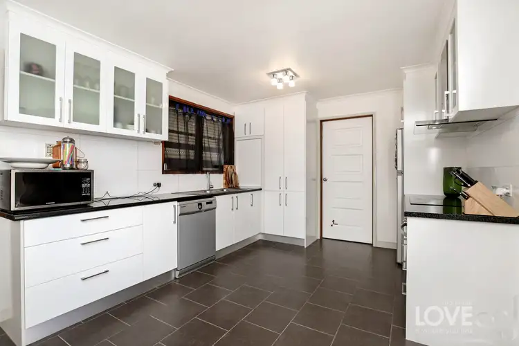 Second view of Homely house listing, 28 Glendale Avenue, Epping VIC 3076