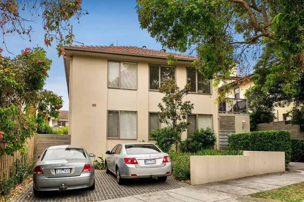 Main view of Homely apartment listing, 6/5 Summerlea Grove, Hawthorn VIC 3122
