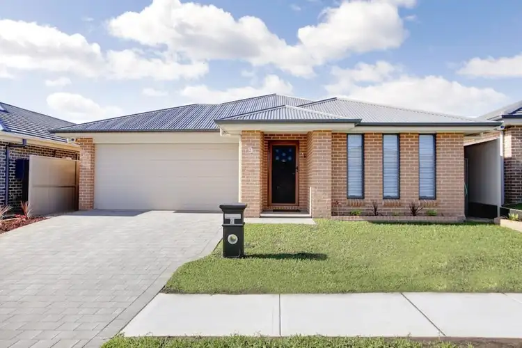 9 Rosecomb Road, Spring Farm NSW 2570