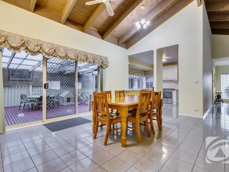 Fifth view of Homely house listing, 7 Van Court, Melton West VIC 3337