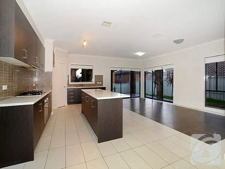 Fourth view of Homely house listing, 8 Kosciuszko Place, Caroline Springs VIC 3023