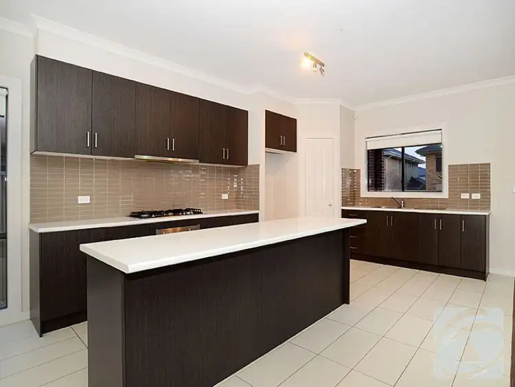 Sixth view of Homely house listing, 8 Kosciuszko Place, Caroline Springs VIC 3023