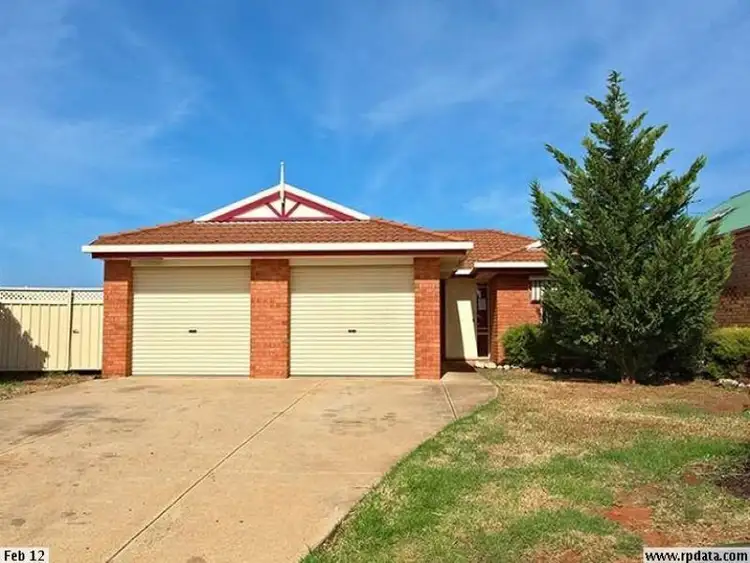 8 Ford Court, Truganina VIC 3029