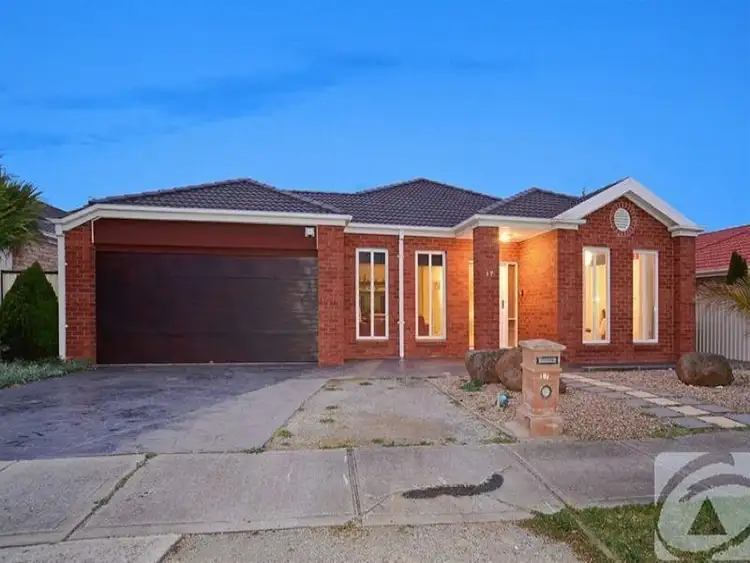 17 Webbs Avenue, Taylors Hill VIC 3037