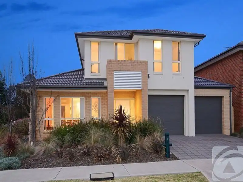 Main view of Homely townhouse listing, 21 Kingston Drive, Taylors Hill VIC 3037