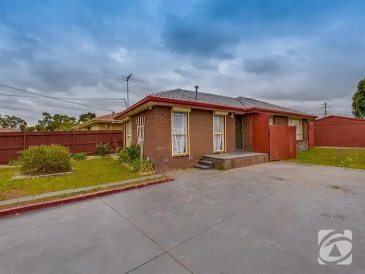 3 Vista Drive, Melton VIC 3337