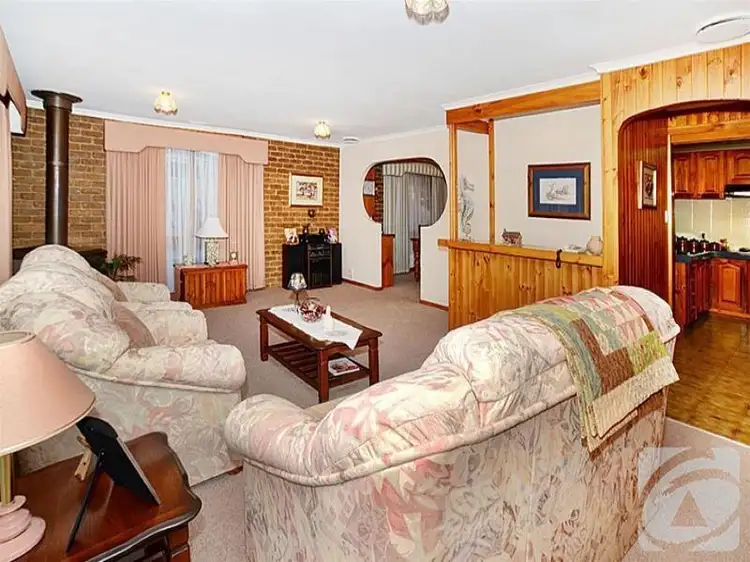 Fourth view of Homely house listing, 6 Verden Place, Keilor Downs VIC 3038