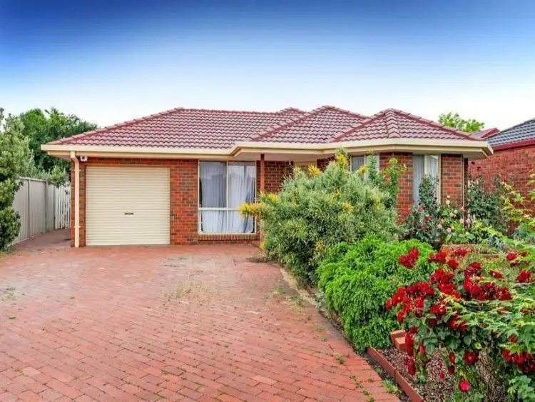 7 Bunya Close, Caroline Springs VIC 3023