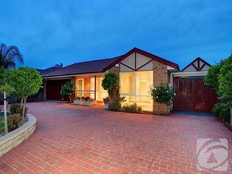 27 Bedingham Drive, Hillside VIC 3037