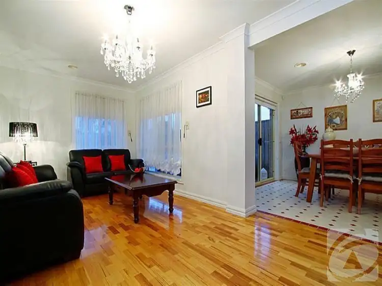 Fifth view of Homely unit listing, 4 Marylou Court, Delahey VIC 3037