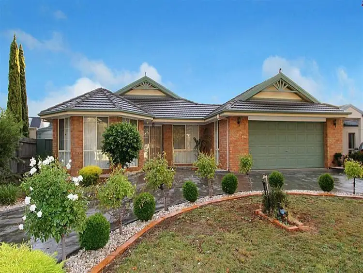 3 Namatjira Court, Taylors Lakes VIC 3038