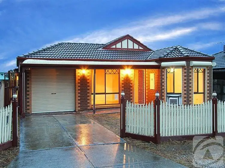 4 Wallace Street, Delahey VIC 3037