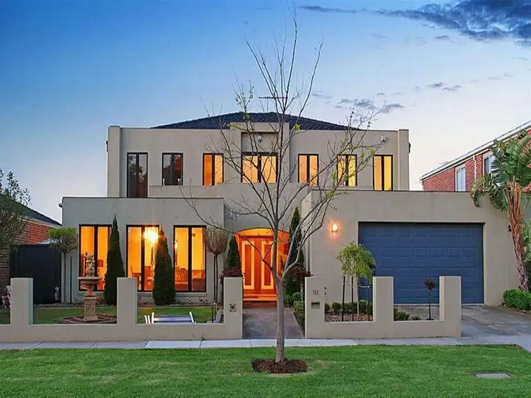 90 Taylors Hill Boulevard, Taylors Hill VIC 3037