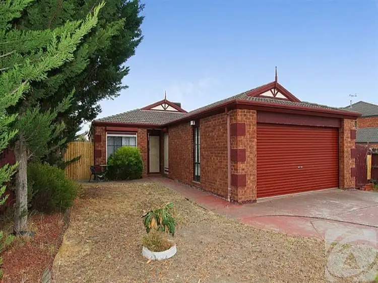 10 Alexander Close, Delahey VIC 3037