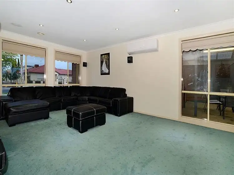 Fifth view of Homely house listing, 9 Rose Hedge Drive, Sydenham VIC 3037