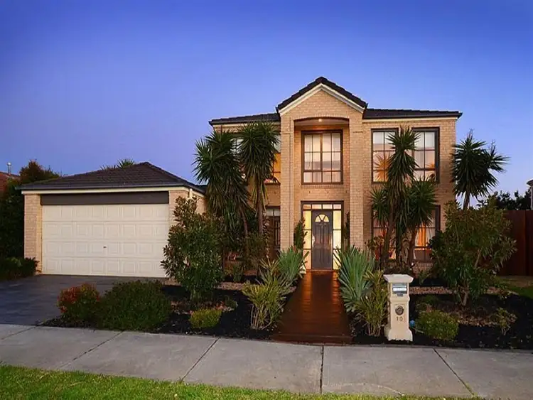 10 Goulburn Way, Taylors Lakes VIC 3038