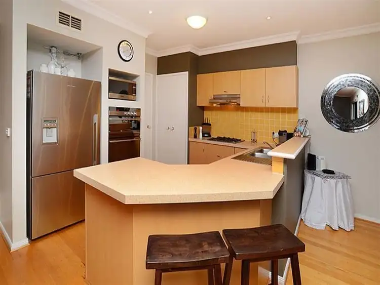 Fourth view of Homely house listing, 10 Goulburn Way, Taylors Lakes VIC 3038