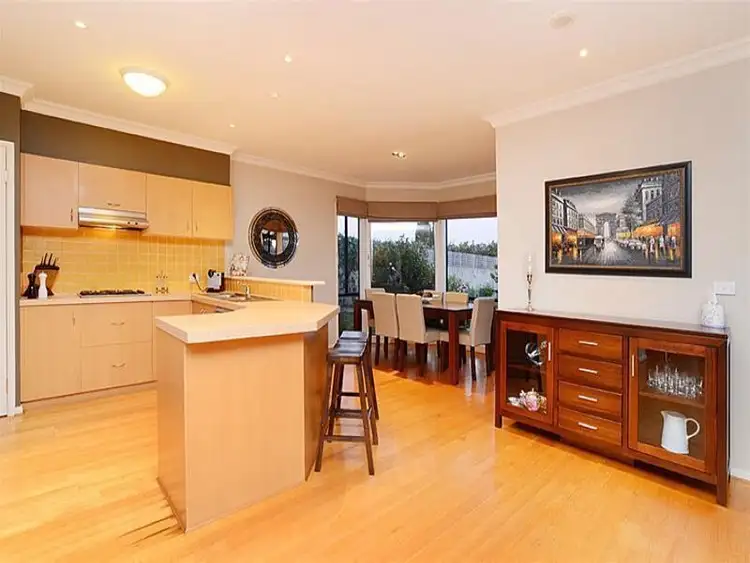 Fifth view of Homely house listing, 10 Goulburn Way, Taylors Lakes VIC 3038