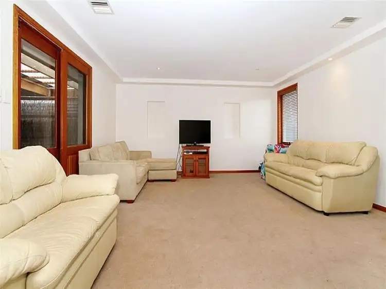 Third view of Homely unit listing, 1/20 Beaumont Court, Sydenham VIC 3037