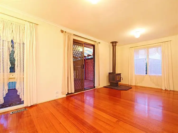 Fourth view of Homely house listing, 8 Mallacoota Court, Taylors Lakes VIC 3038