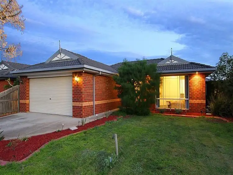 21 Brindalee Way, Hillside VIC 3037