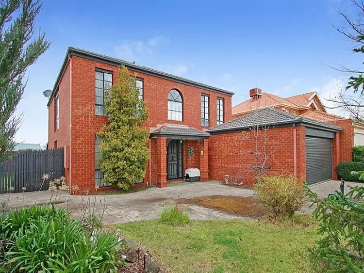4 Station Master Close, Sydenham VIC 3037