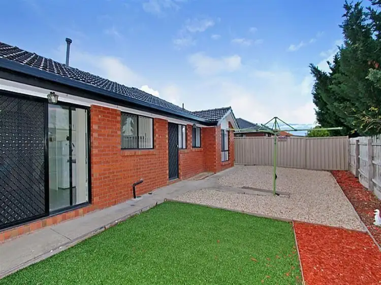 Sixth view of Homely unit listing, 2/8 Pilain Crescent, Keilor Downs VIC 3038