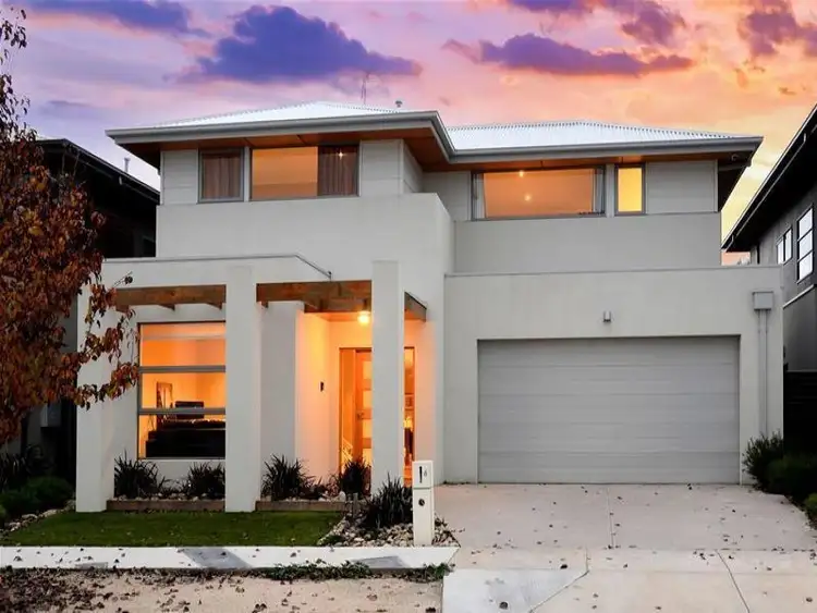 6 Flemington Street, Caroline Springs VIC 3023