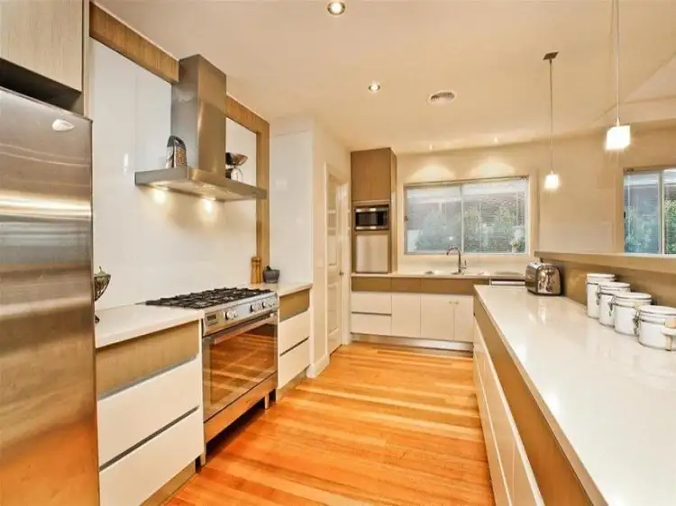Fifth view of Homely house listing, 4 Sovereign Way, Hillside VIC 3037