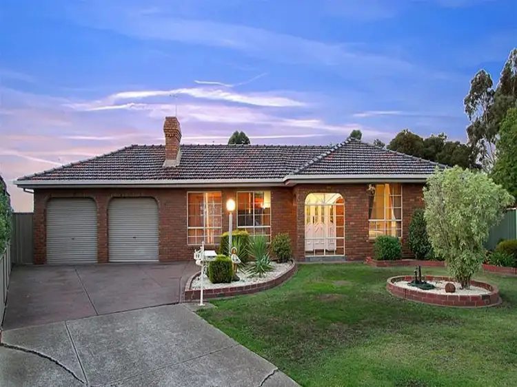 12 Vinct Close, Keilor Downs VIC 3038