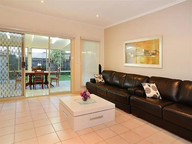 Fifth view of Homely house listing, 22 Marylou Court, Delahey VIC 3037