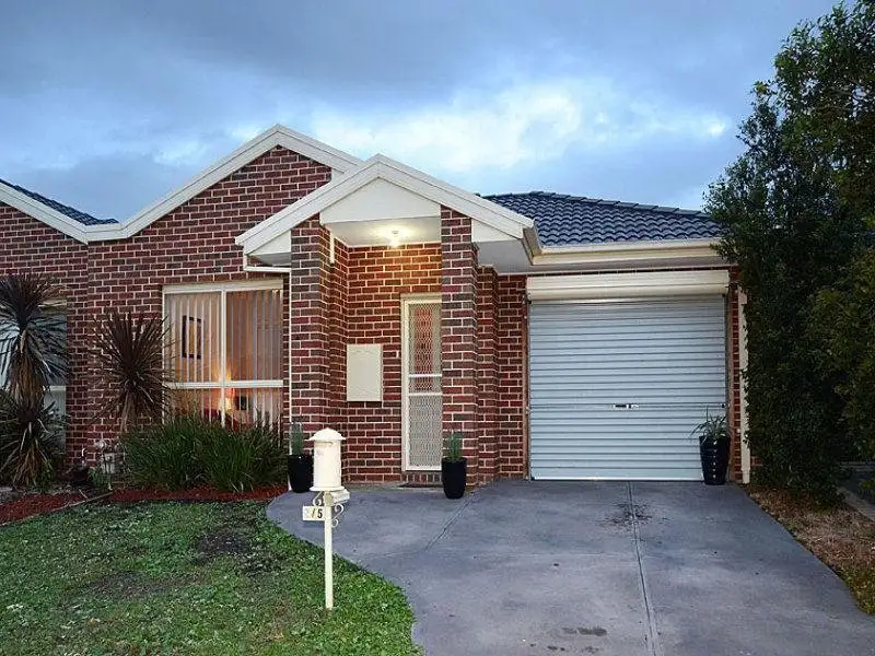 Main view of Homely unit listing, 2/5 Jade Way, Hillside VIC 3037