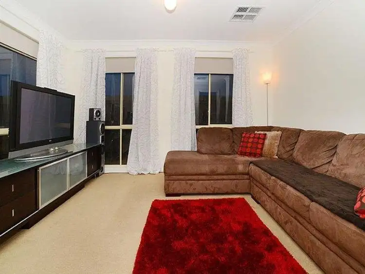 Fifth view of Homely unit listing, 9/28 Ozzimo Drive, Hillside VIC 3037